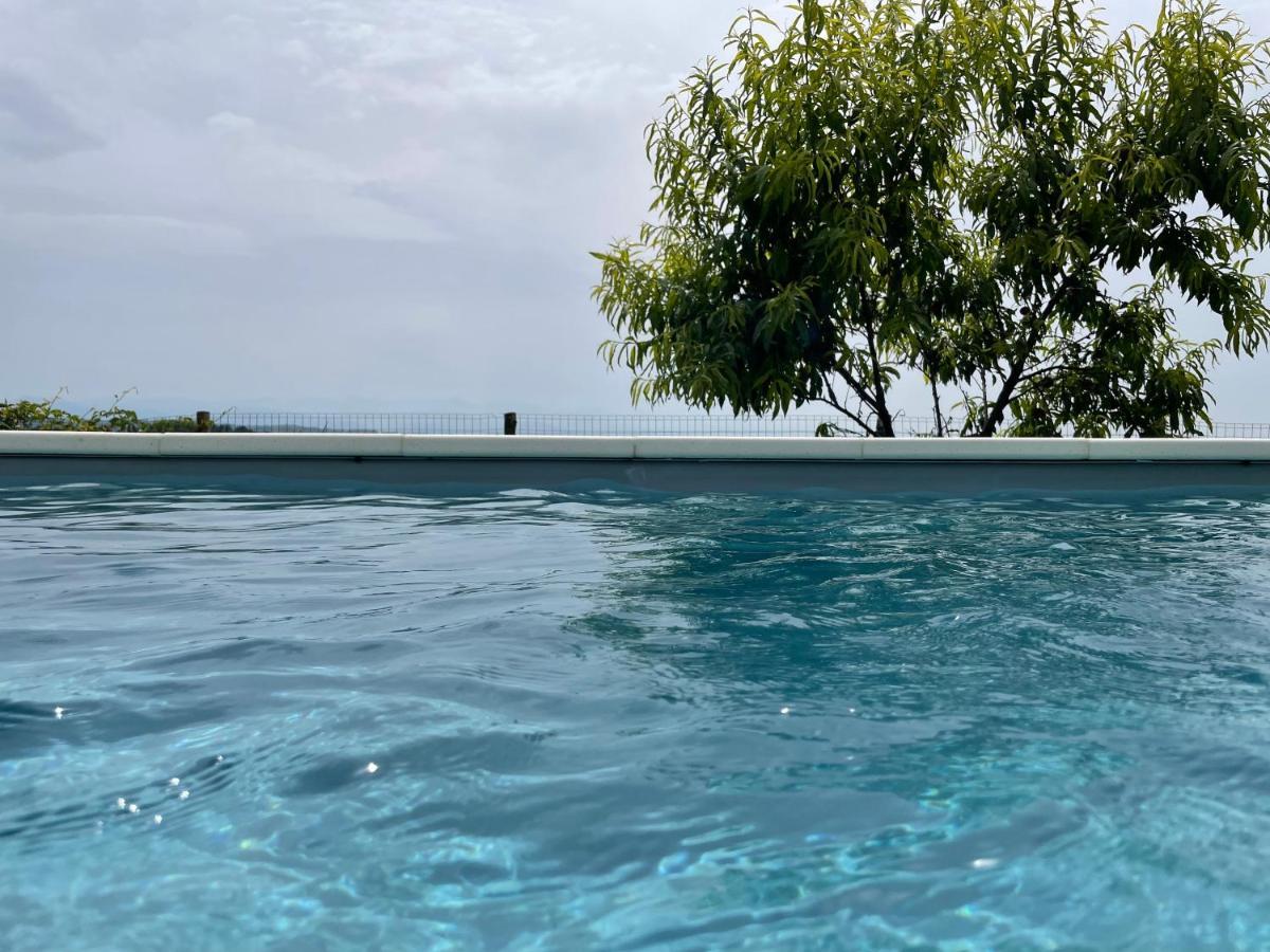 Agriturismo La Ca Veja Monforte dʼAlba المظهر الخارجي الصورة