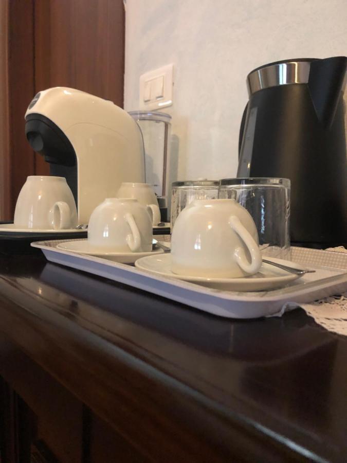 Agriturismo La Ca Veja Monforte dʼAlba المظهر الخارجي الصورة